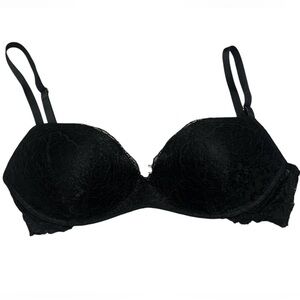 Victoria's Secret Dream Angels 32DD Black Lace Wireless Push-Up Bra Romantic